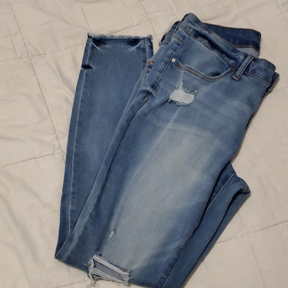 Ana Jeans